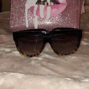 Celine-like sunglasses☀️